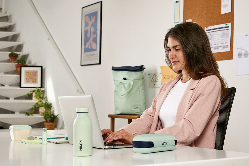 240955-EC Boca za vodu MILAN Serija 1918 sv.zelena 354ml,isotermalna, nehrđajući čelik P12