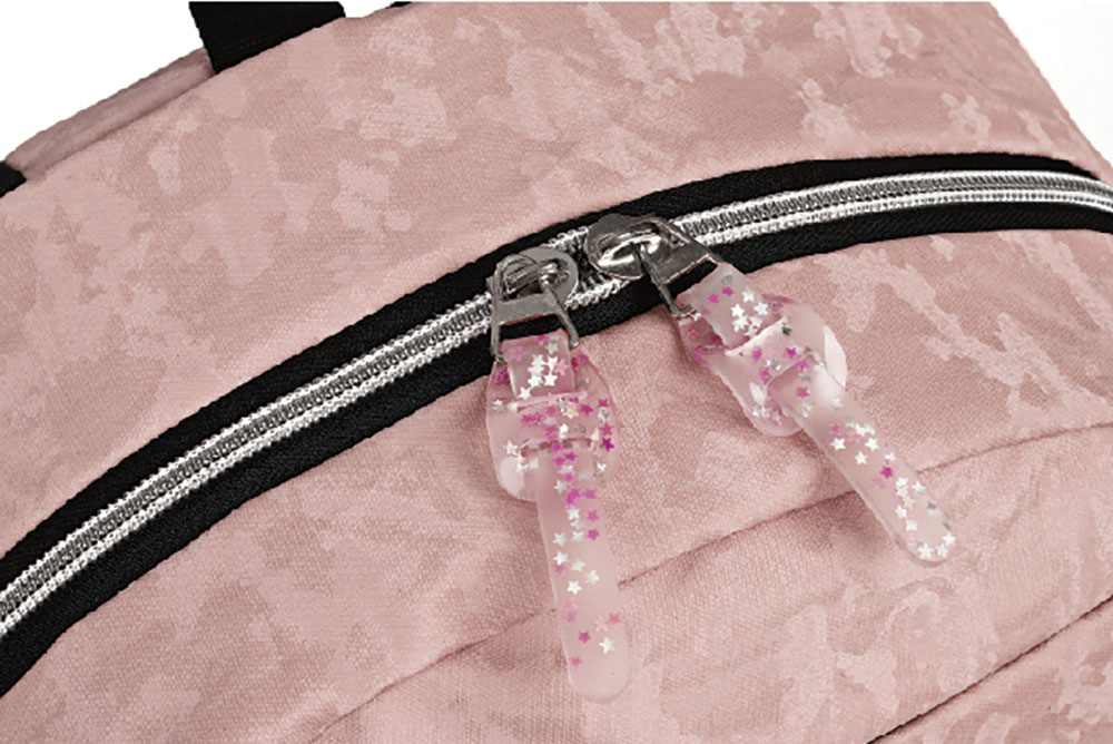 241111-EC Ruksak STREET STYLE Quart 530991 P25 NETTO