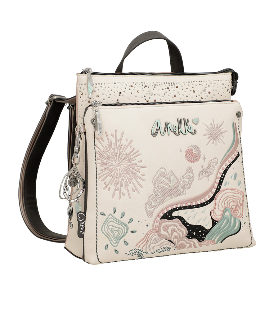 243674-EC Ruksak fashion Anekke SS24 Psicodelic 27x29x9cm 38845-233 P12 NETTO