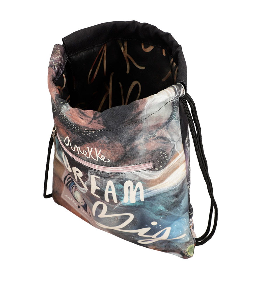 245531-EC Ruksak vrećasti Anekke FW24 Dreamverse 33x45x2,5cm 39474-001